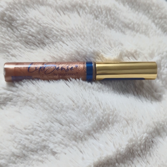 SeneGence LipSense Special Edition Mini Size Gloss in Metallic Nude - Picture 1 of 2